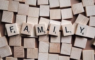 family-2355697_1280